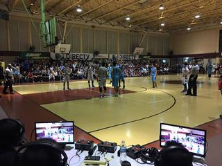 En la final Varsity Masculino Division B, CSAA 61 Vs Tasis 40, los árbitros asignados fueron Javier Canales, Franky Ojeda y Raúl Ramos. / Foto por: PJ Arroyo