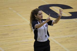 Rebeca Dávila / Foto por: FIBA Referee