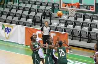 Rebeca Dávila / Foto por: FIBA Referee