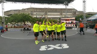 Angel Rano Martinez, Edgardo Marquez (Vice Presidente, AABPR), Jesed Diaz (Presidente, AABPR), Wilberto Ito Velázquez, Luis Parson y Raúl Ramos