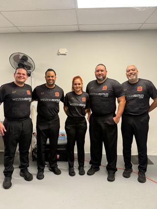 Guillermo Martínez, Héctor Ortiz, Rebeca Dávila, Alexis Vázquez y Raúl Ramos