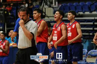 1er juego de la Final de Novicios 2016: Luis Flores / Foto por: Bryan y Luis Eloy García/Buzzer Beater