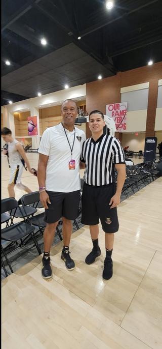 Arbitro NBA Rodney Mott y Prof. Edwin Quiles