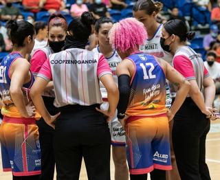 Rebeca Dávila, Sonia Maldonado y Julirys Guzmán